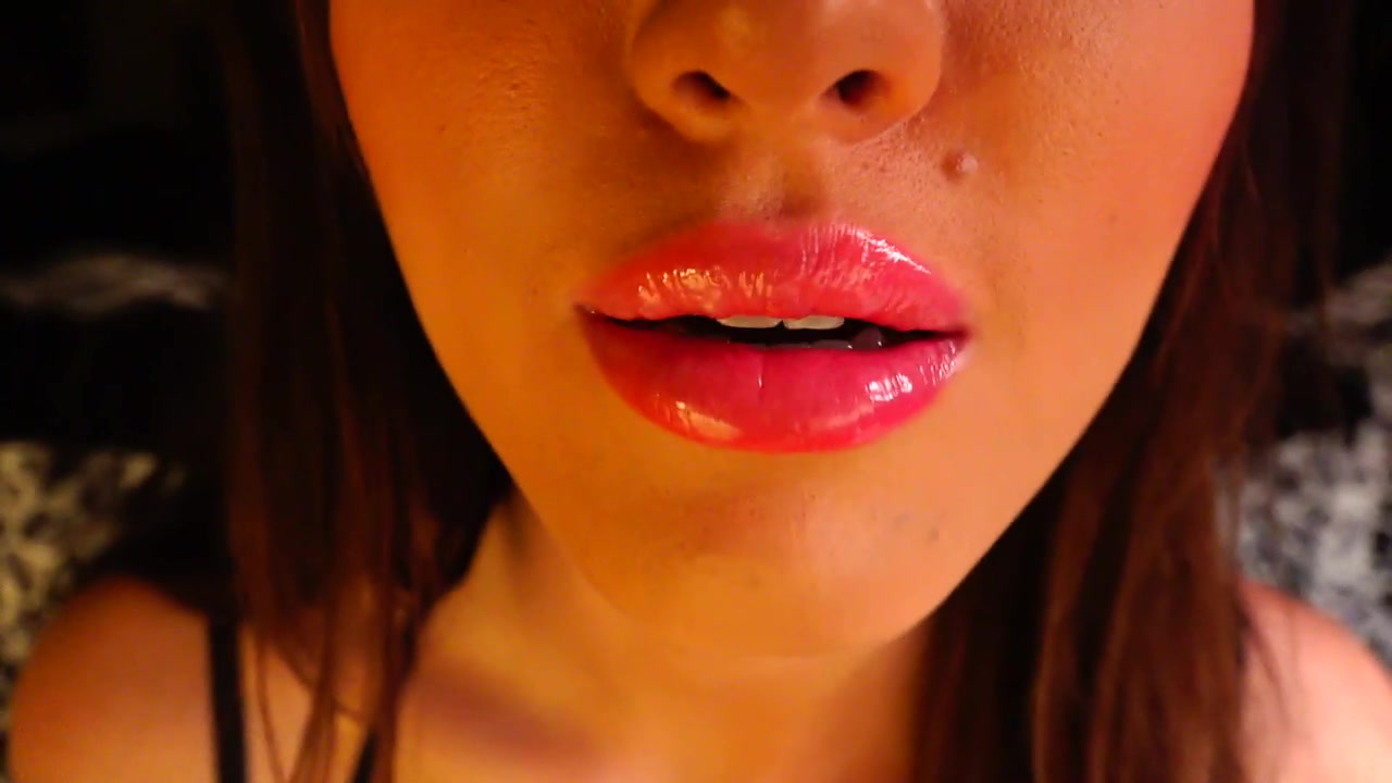 Lip Gloss Fetish Porn - Countess Crystal Knight - Jerk 4 My Lips