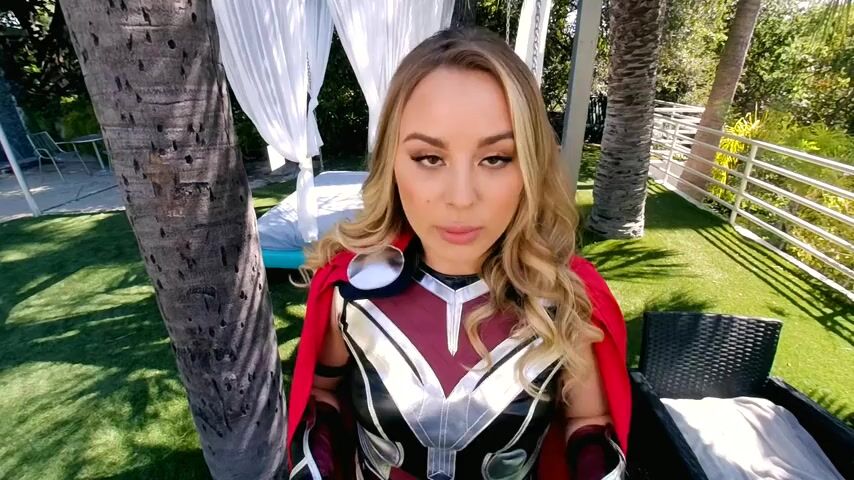 Anna Claire Clouds Thor Love Thunder (480).mp4