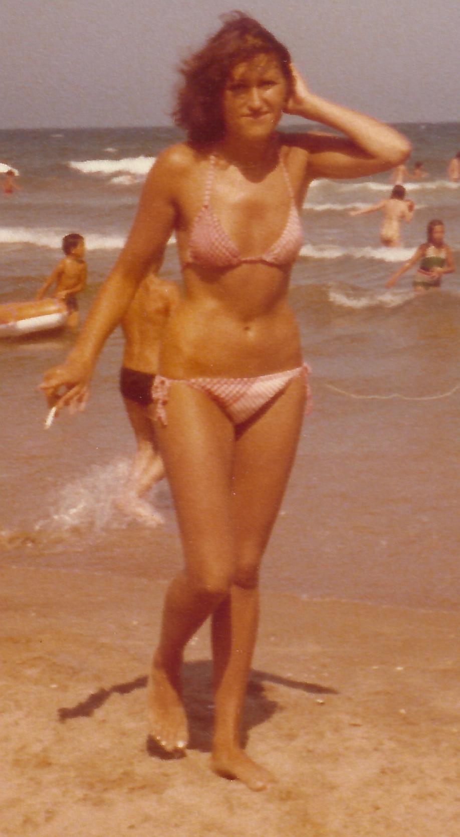 Rosa Vintage Polaroid Nude Color pic image